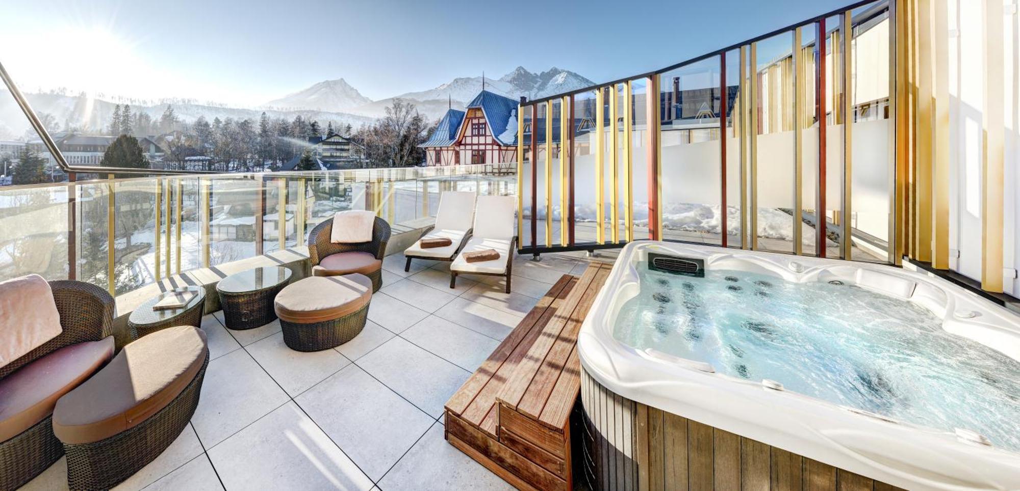 Hotel Lomnica 5*